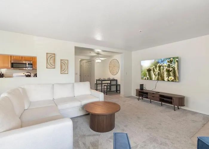 Apartment Spacious 2br Desert Escape
