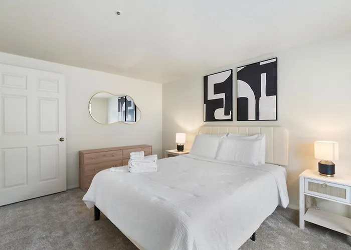Spacious 2br Desert Escape